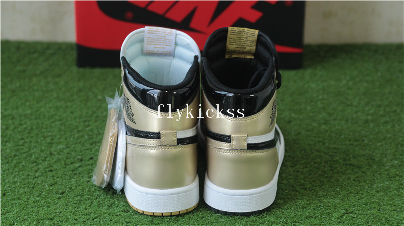 Air Jordan 1 Retro Gold Top3